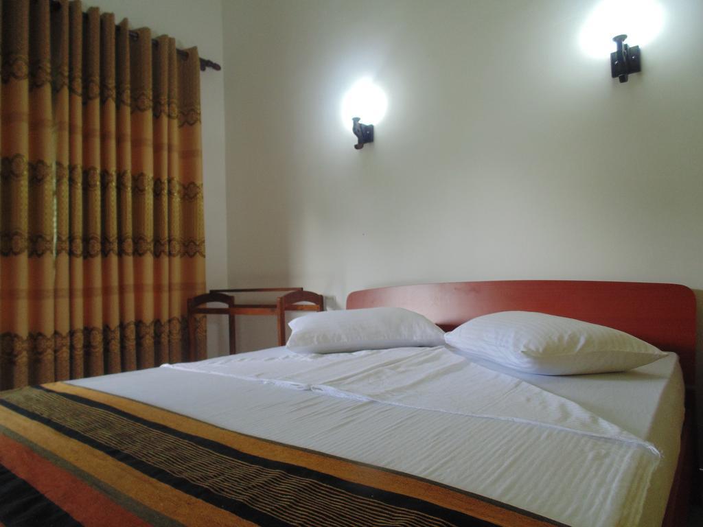 White Eagle Hotel Sigiriya Room photo